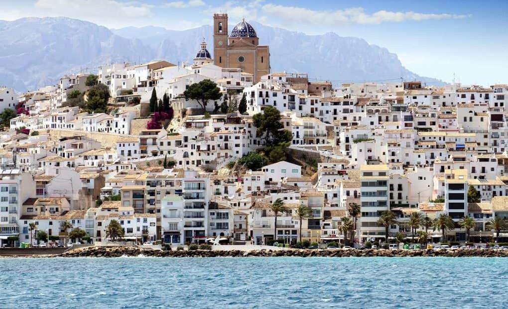 Luxurious Appartement Mediterraneo Альтеа Экстерьер фото